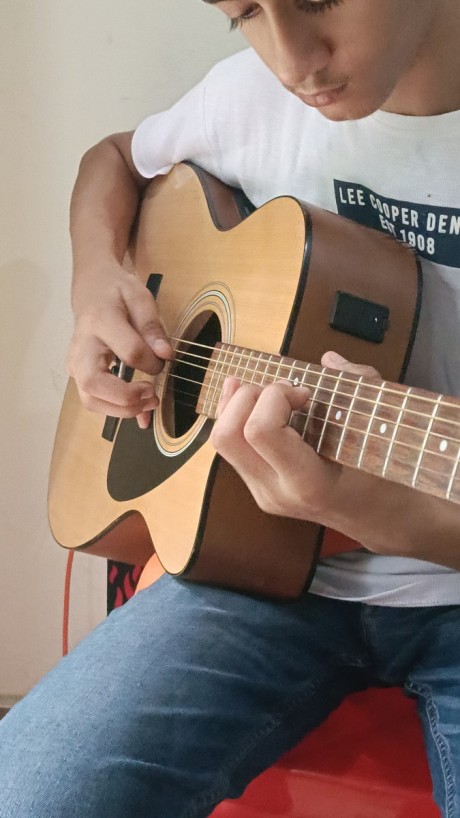 Yamaha 80C both beginners and experienced players. It's known for its natural plugged-in sound and body resonance, making it suitable for homeboth beginners and experienced players. It's known for its natural plugged-in sound and body resonance, maki