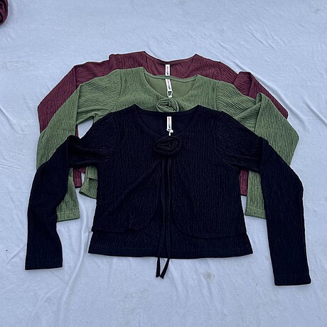 Women’s Textured Tie-Front Long Sleeve Crop Cardigan Top